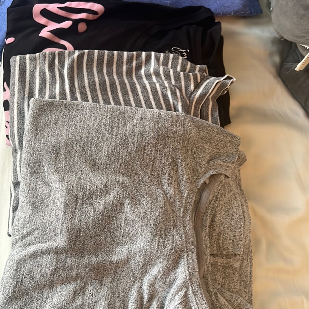 T-SHIRT BUNDLE